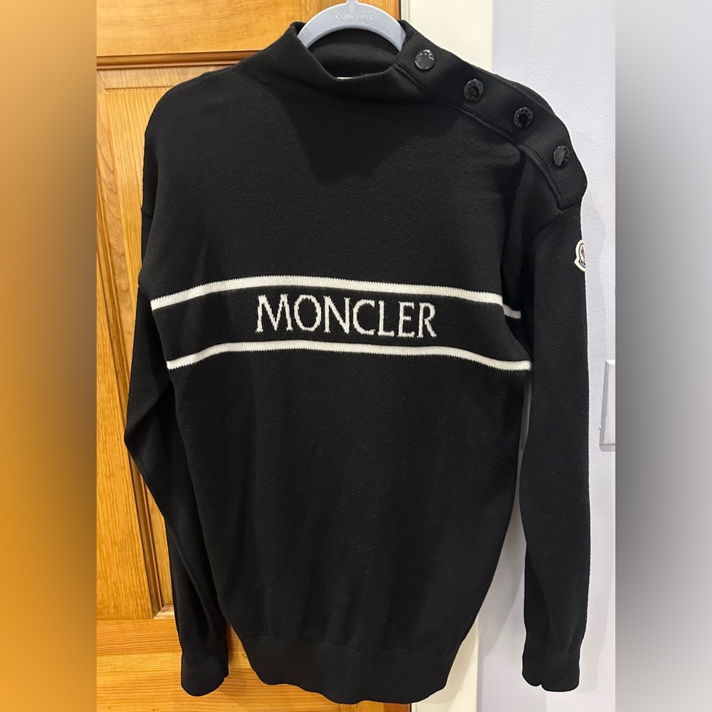 Moncler Collo Alto Tricot T-Neck Sweater Size M - NWT & Authenticated